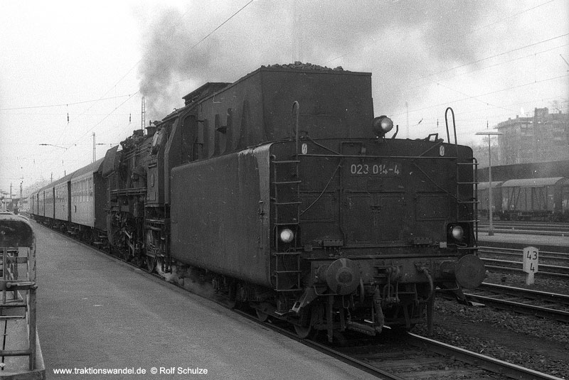 http://www.traktionswandel.de//pics/foren/hifo/1974/1974-02-26_A211-17_023014-4.jpg