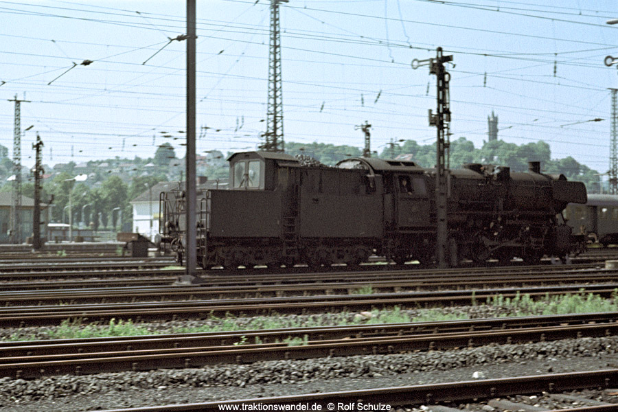 http://www.traktionswandel.de/pics/foren/hifo/1970/1970-06-12_B10-18_50_DillenburgGbf_900.jpg