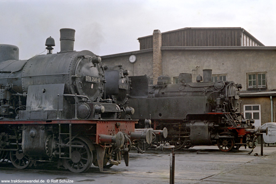 http://www.traktionswandel.de/pics/foren/hifo/1971-08-07_B22-12_078246-6_050612_064094_imBwTueb.jpg