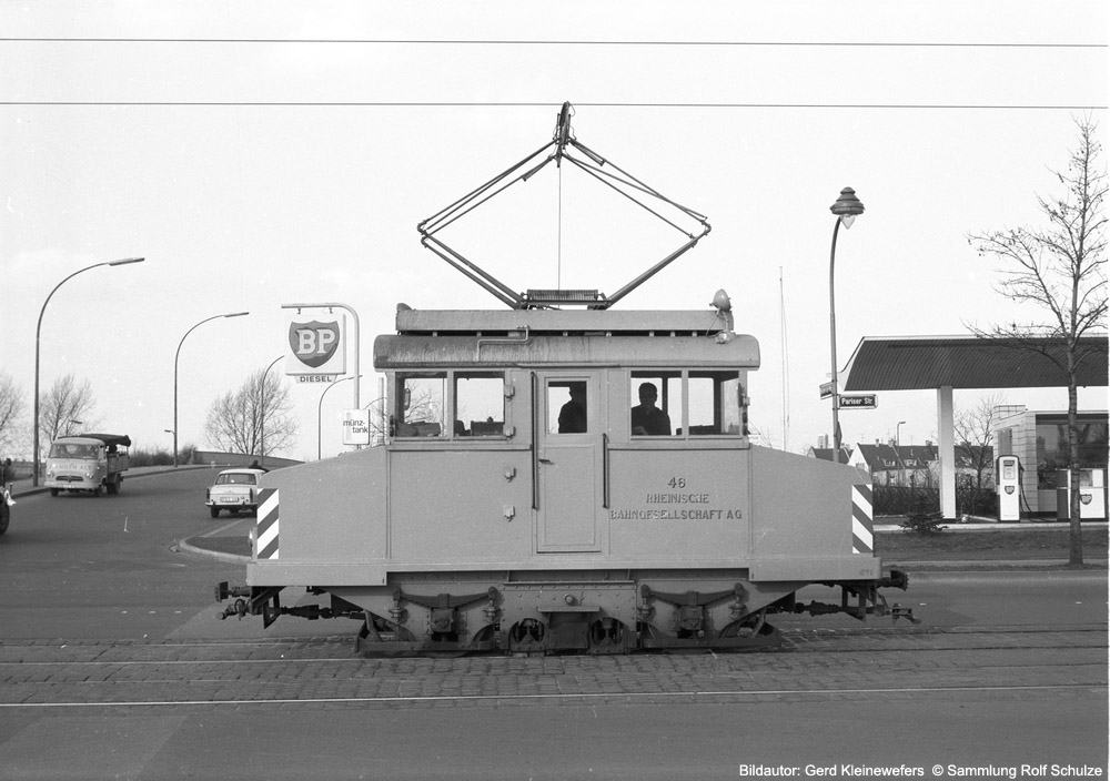 http://www.traktionswandel.de/pics/foren/hifo/sammlung/b_1964-1970_Bd13-2_Rheinbahn_Lok46_Duesseldorf_GerdKleinewefers_1000.jpg