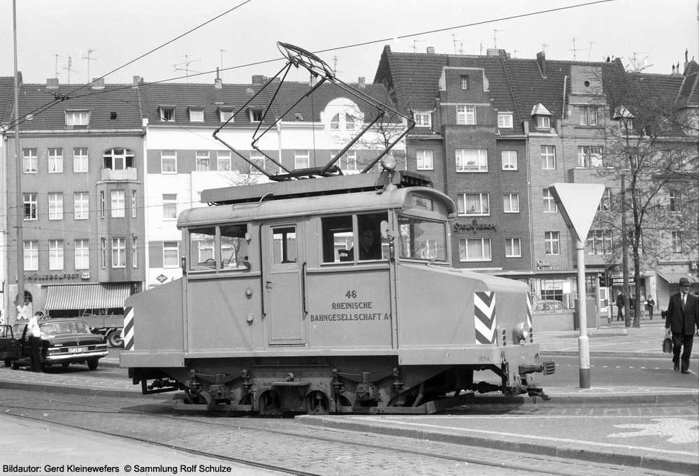 http://www.traktionswandel.de/pics/foren/hifo/sammlung/e_1964-1970_Bd57_Rheinbahn_Lok46_Duesseldorf_GerdKleinewefers_1000.jpg