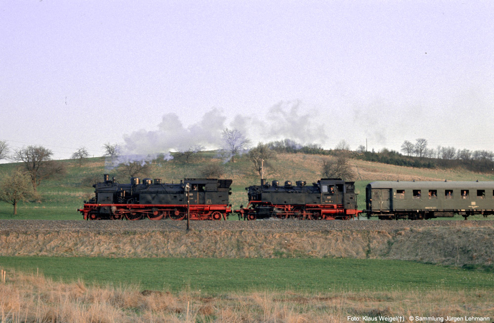 http://www.traktionswandel.de/pics/foren/kl-we/1974-04-07_217_078246_064491_Sdz_km39_KlausWeigel_1000.jpg